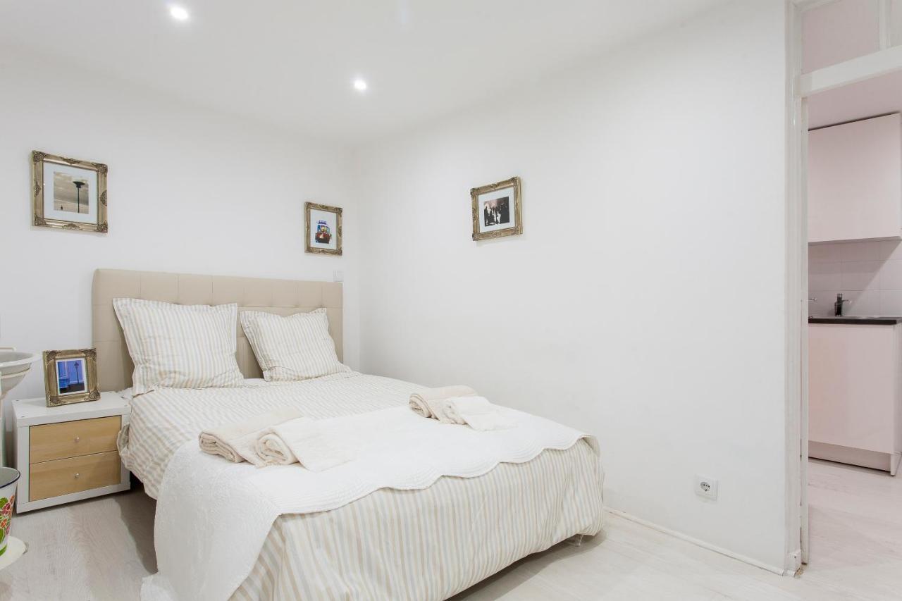 Alfama Panteao 4 Guests Daire Lisboa Dış mekan fotoğraf